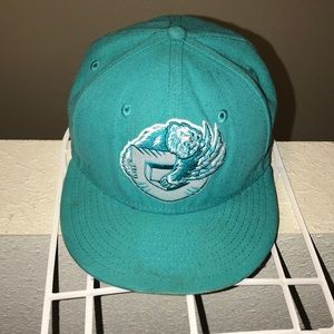 Vintage Vancouver grizzlies fitted cap